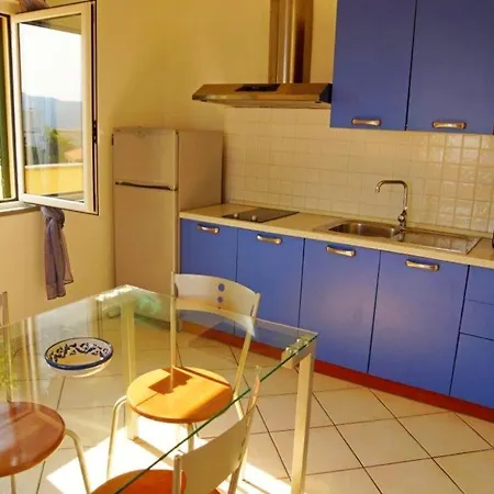 With 2 Bedrooms In With Wonderful Sea View Shared Pool Enclosed Garden 4 Km From The Beach Apartamento