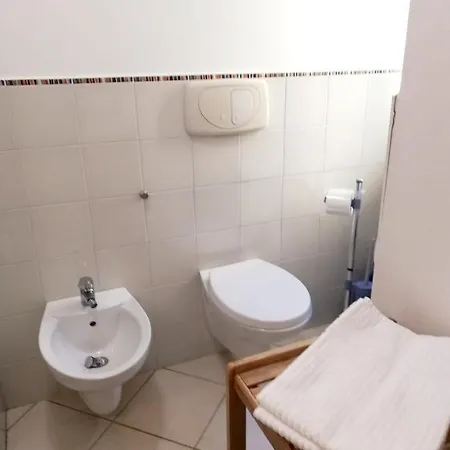 Apartamento With 2 Bedrooms In With Wonderful Sea View Shared Pool Enclosed Garden 4 Km From The Beach Pietra Ligure